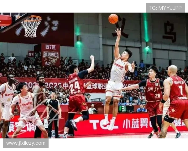 CBA上海队客场挑战深圳队，争夺季后赛关键排位